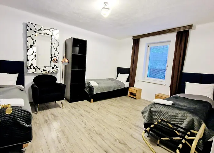 Tiny 07 Am Viehofner Apartment *